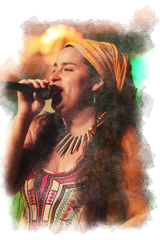 Chanteuse du groupe de musique Bal A Bahia